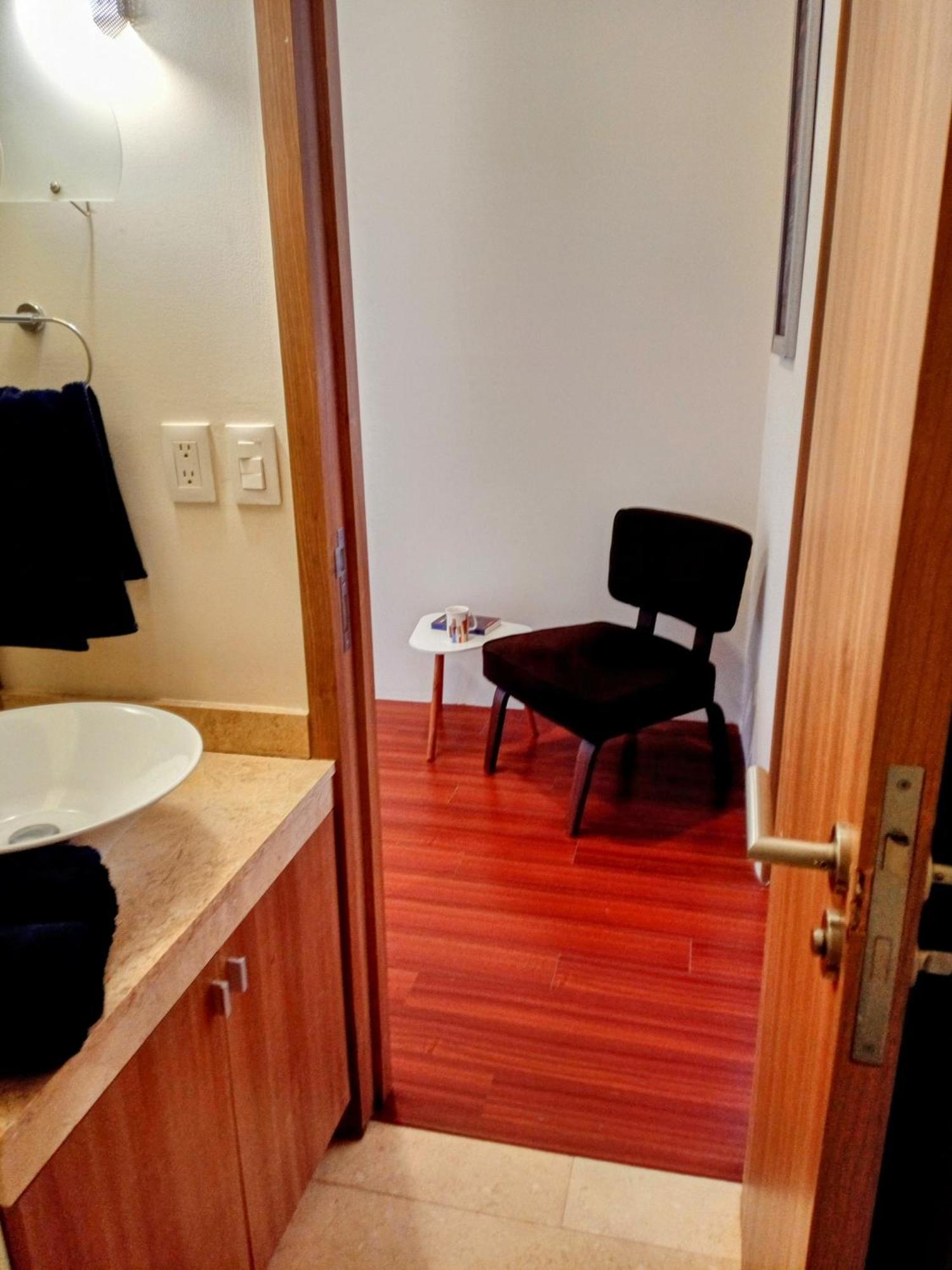 Beautiful In Plaza Reforma Apartment